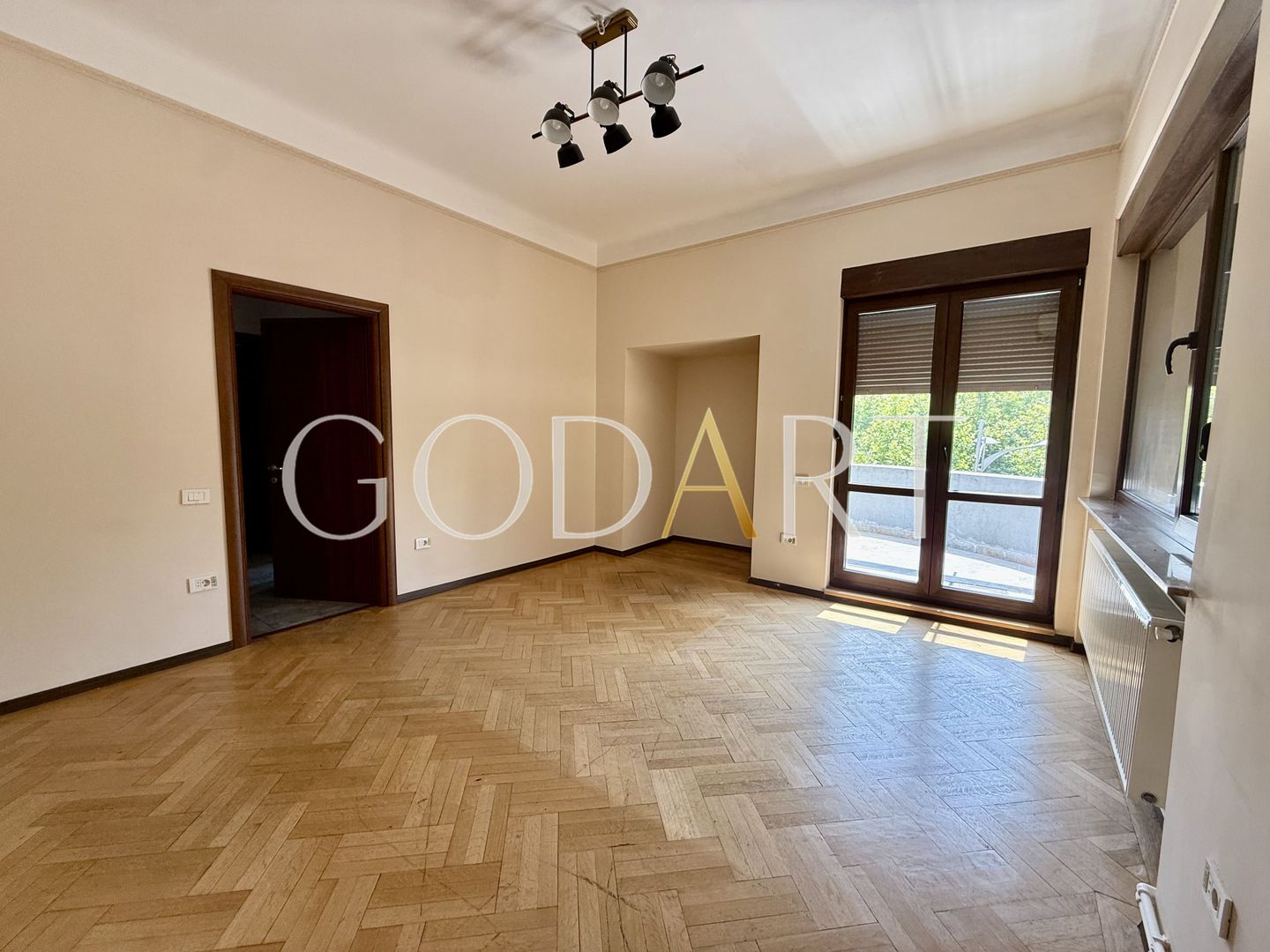 Apartament 5 camere | Central | 215.5 mp - Poză 12