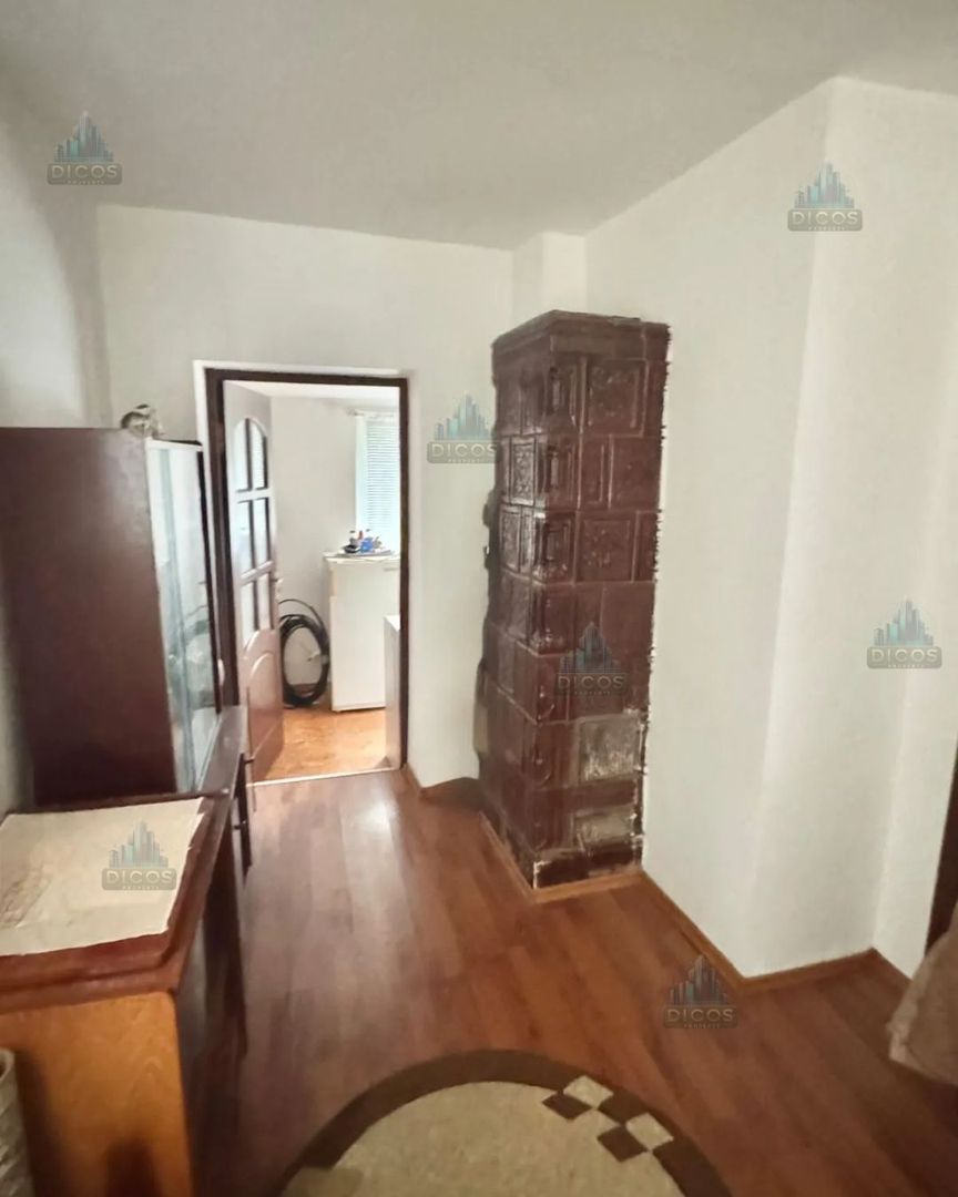 Casa de vanzare - Poză 2