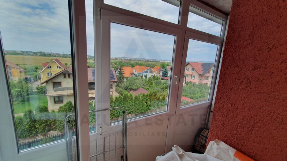 Studio utilat balcon inchis si baie cu geam etaj 1 in zona Valea Aurie - Poză 5