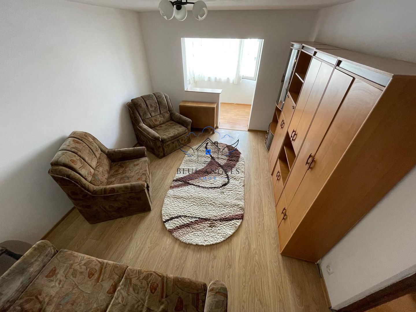 Apartament 3 camere in Bartolomeu - 2 bai si loc de parcare - Poză 3