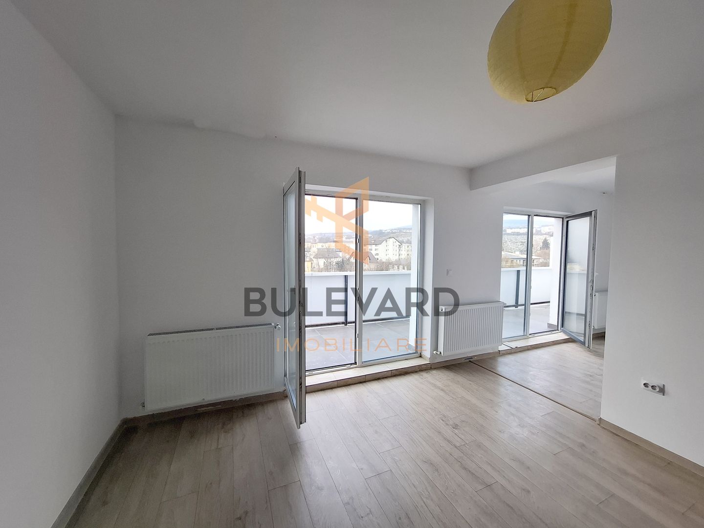 Spatiu de birou 62.5 mp + terasa 32 mp, parcare - Poză 7