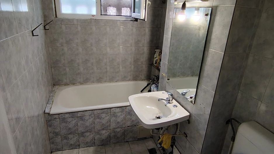 Apartament 2 Camere, Zona Cetatii, Etaj 1, Boxa inscrisa CF, Necesita renovare - Poză 5