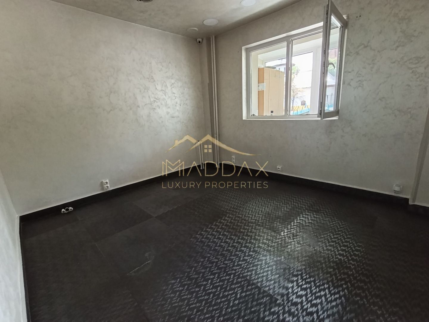 Spatiu Comercial Berceni *52 mp* Parter//Vad Pietonal Intens - Poză 2