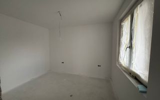 Casa Quadruplex | 4 Camere | 110MPU | Curte 60MP | 2 Balcoane - Poză 4