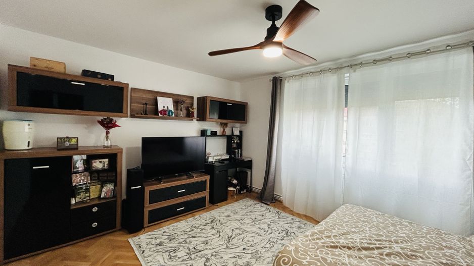 Apartament decomandat, 58 mp utili, mobilat modern - Zona Rahovei - Poză 1