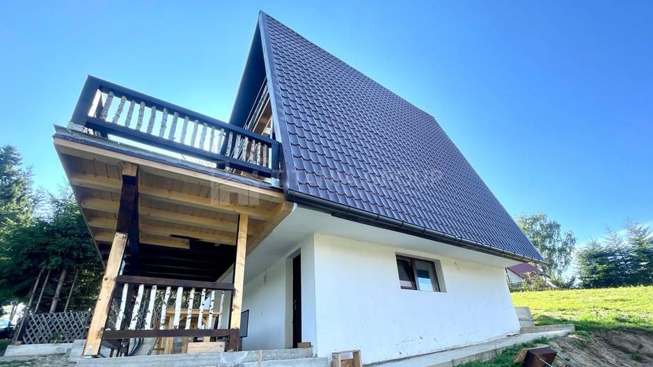 INVESTITIE Vila moderna + vila la rosu, teren 1480 padure - Poză 19