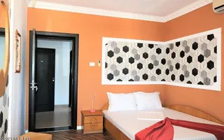Mamaia Nord - Langa Mare, pensiune la cheie, 11 camere, 9 bai! - Poză 61