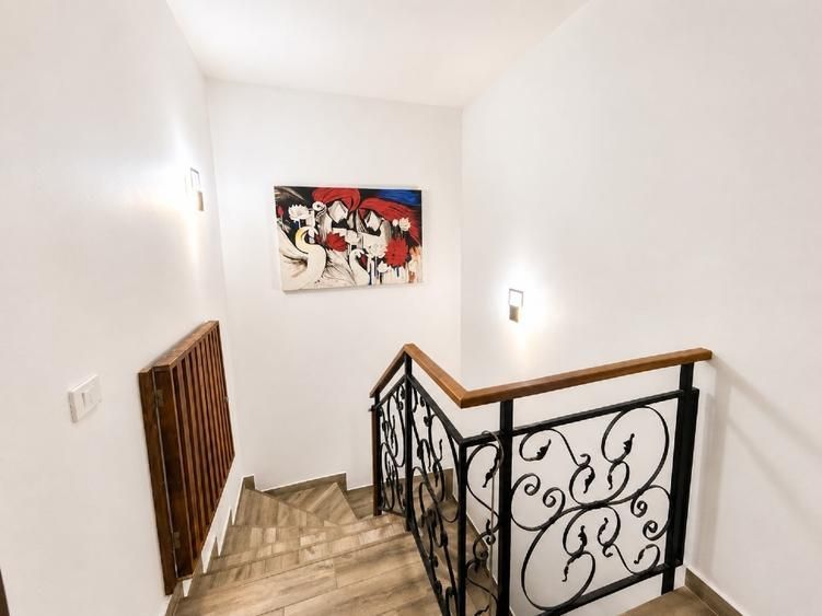 Duplex spațios, complet mobilat, într-o zonă liniștită, lângă râu - Poză 4