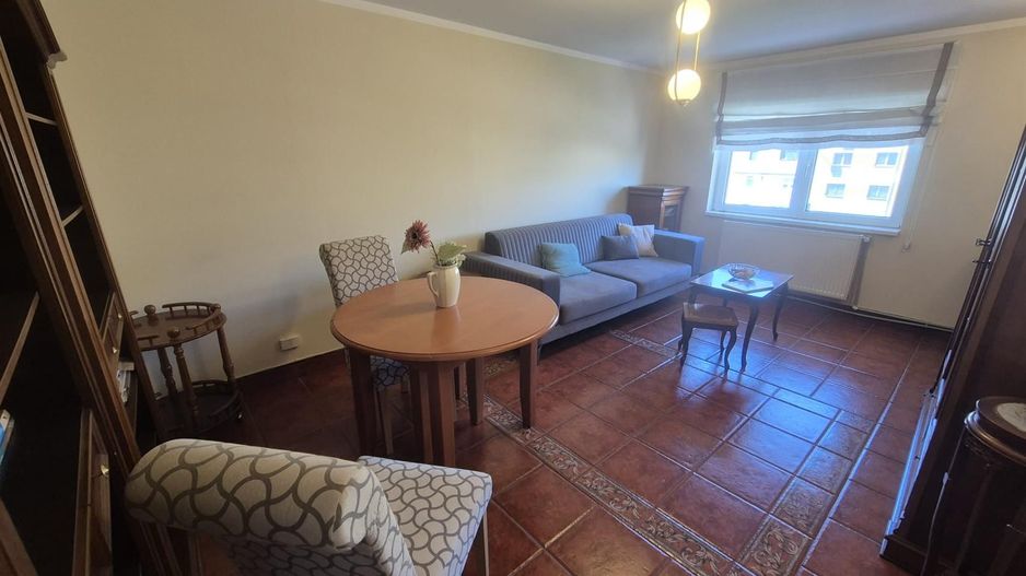 Apartament 3 camere, decomandat, Tolstoi, et.3 - Poză 2