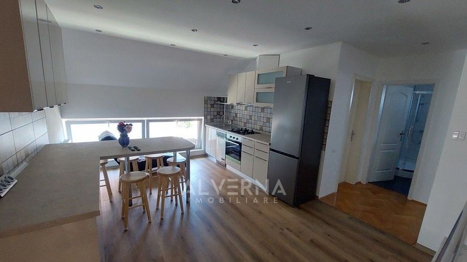 Apartament 3 camere | 100mp + 2 balcoane | parcare | zona Europa - Poză 1