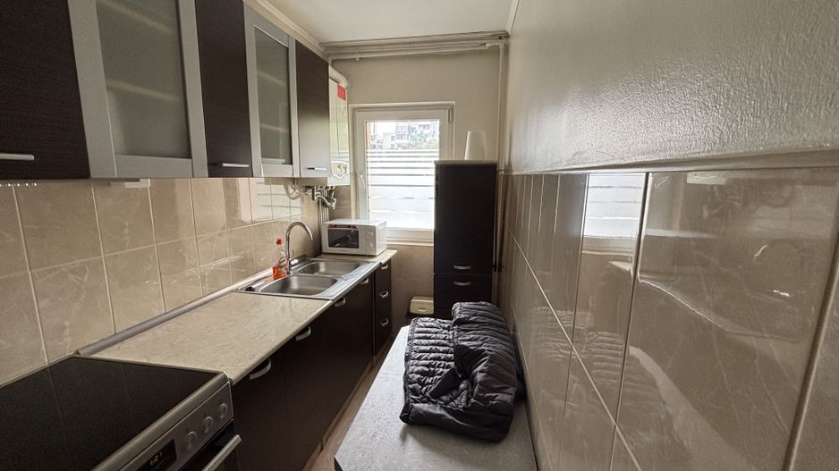 Ap. Cu 2 camere - zona 7 noiembrie - Poză 6