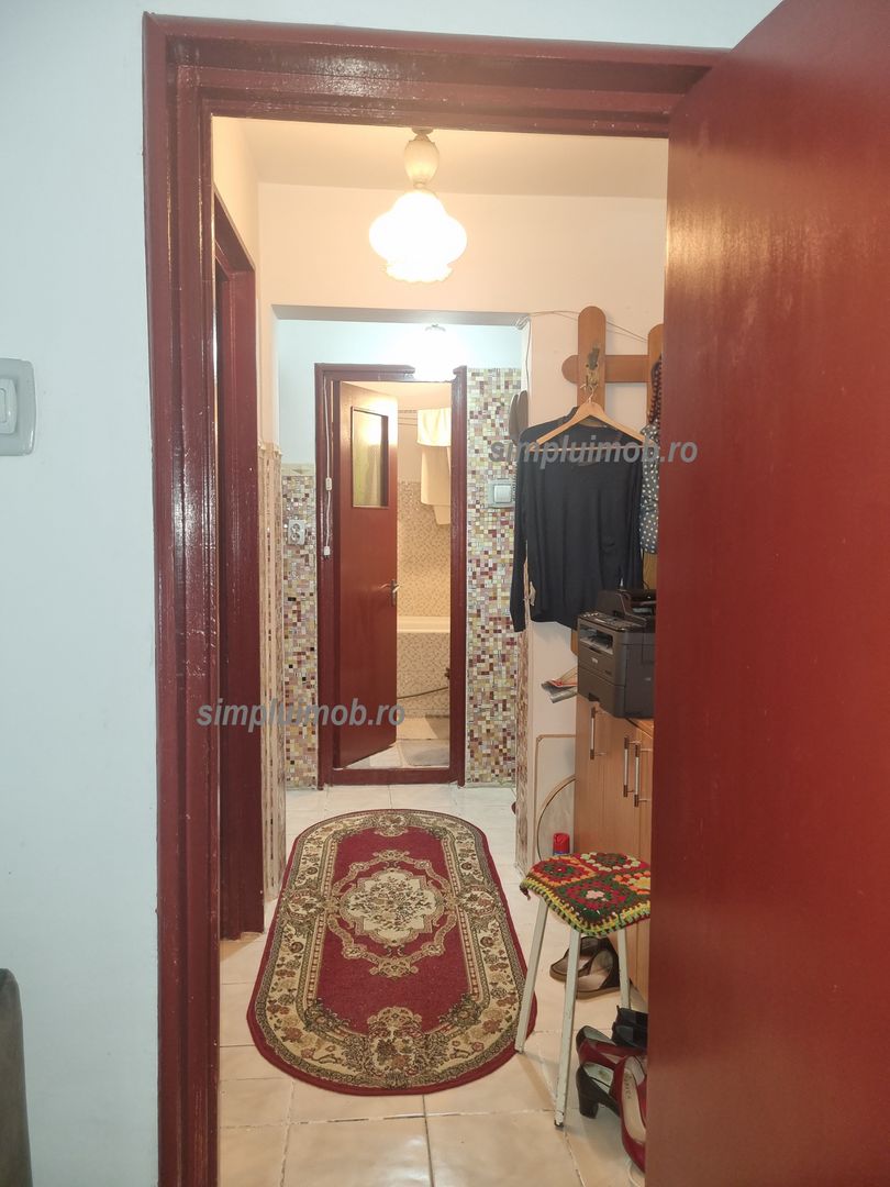 Brancoveanu 2 camere decomandat Huedin Sector 4 - Poză 8
