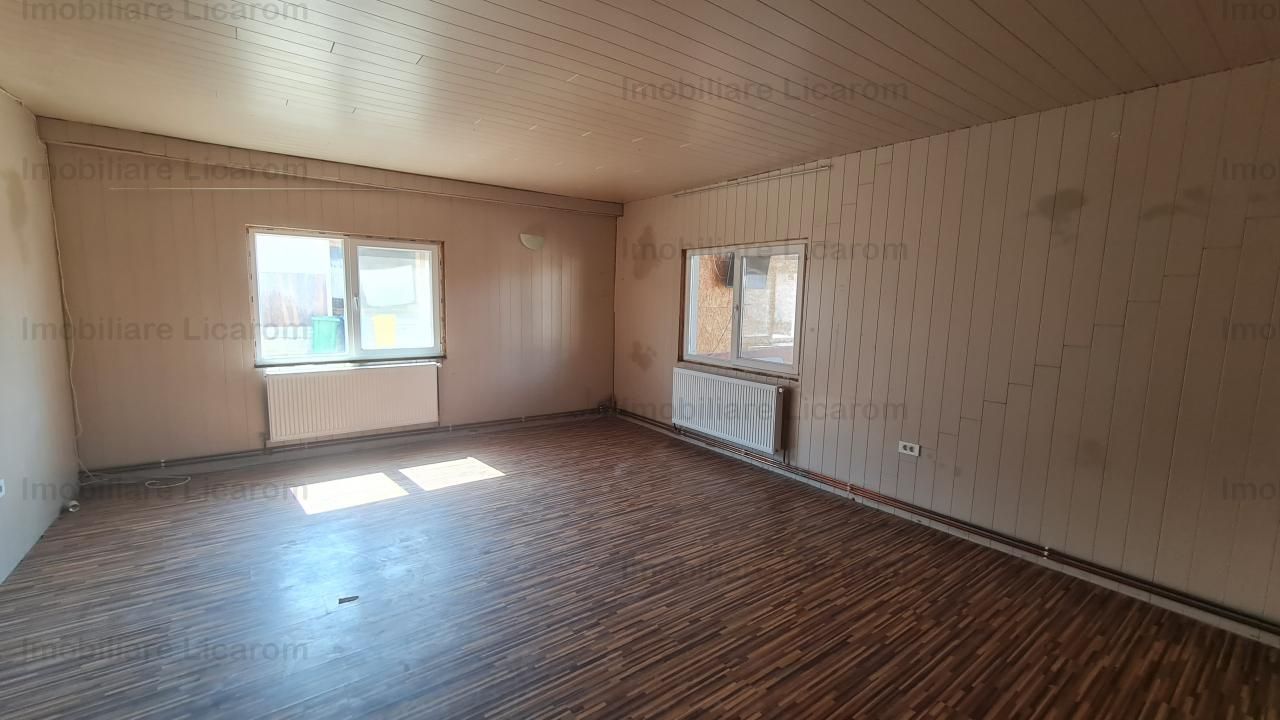 Proprietate in Cristian cu trei constructii+o fundatie,450000euro - Poză 20