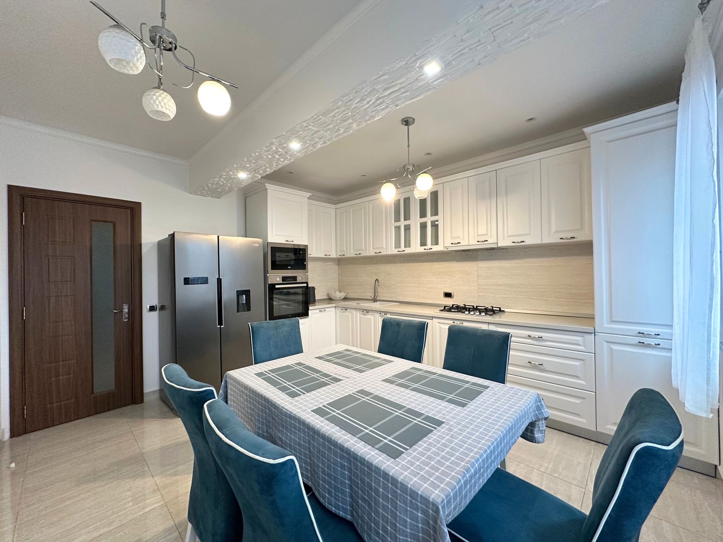 Vând apartament 3 camere 3 minute de Coresi complex ISARAN - Poză 28