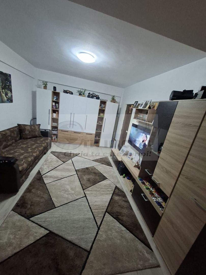 Apartament 1 camera mobilat, bloc 2017, etaj 2, capat Cug Valea Adanca - Poză 3