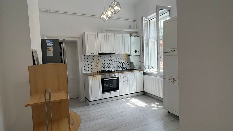 Apartament premium 2 camere  Zonă ultracentrală Prima închiriere | - Poză 8