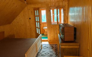 Cabana 110 mp-2 balcoane-teren 900 mp-zona gratar-Piatra Fantanele - Poză 2