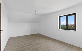 Eleganta, Confortul, Calitatea, liniste Vila P+M Garaj Pecica Arad - Poză 14