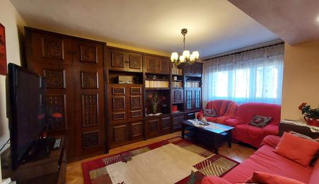 Apartament 2 Camere | Etaj 3 | Decomandat | 51 MPU | Strand