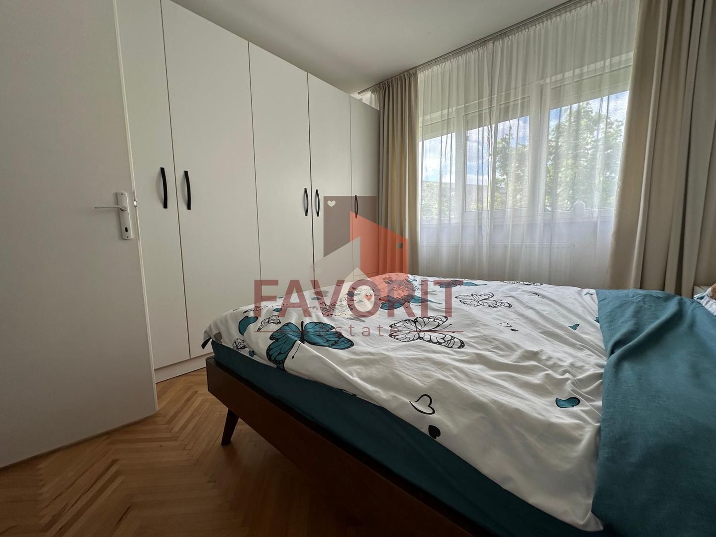 2 camere | etaj 2 | centrala proprie | renovat | mobilat si utilat | - Poză 4