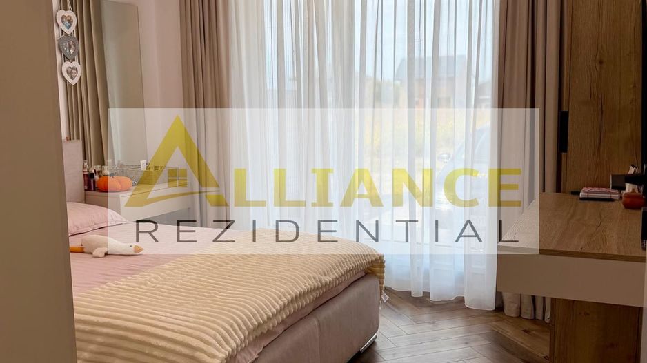 Str. Gradinari - 4 camere - 442 mp teren - mobilata si utilata lux - Poză 11