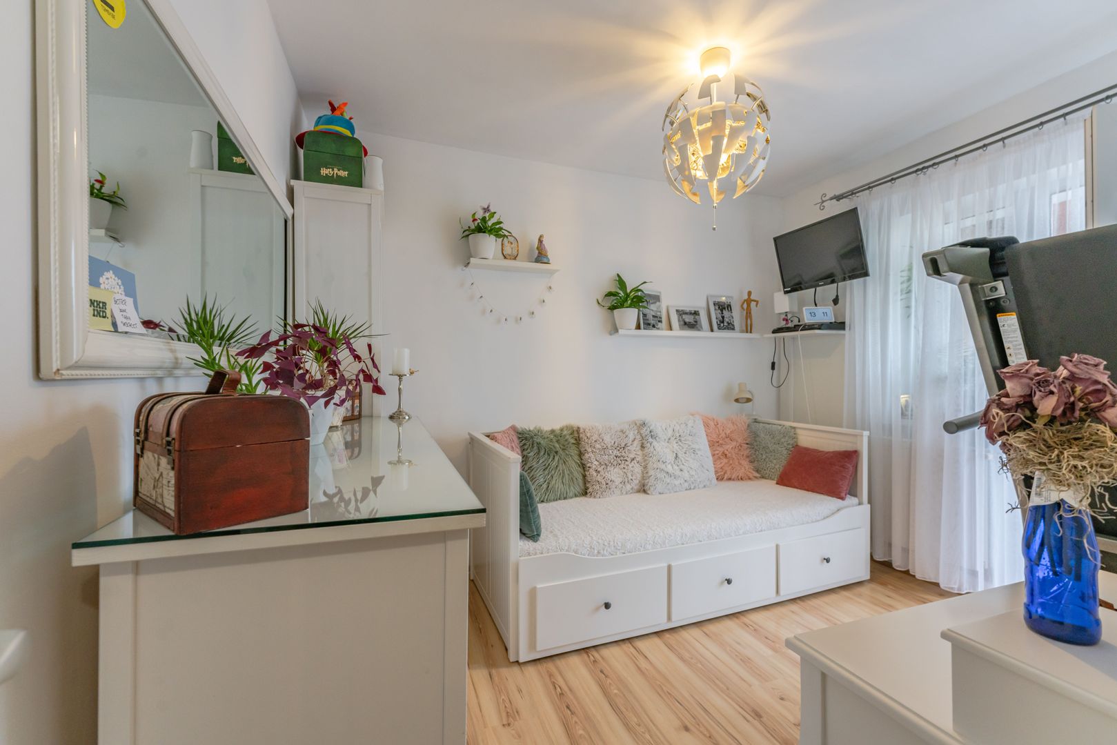 APARTAMENT 4 CAMERE ASTRA CARPATILOR - Poză 3