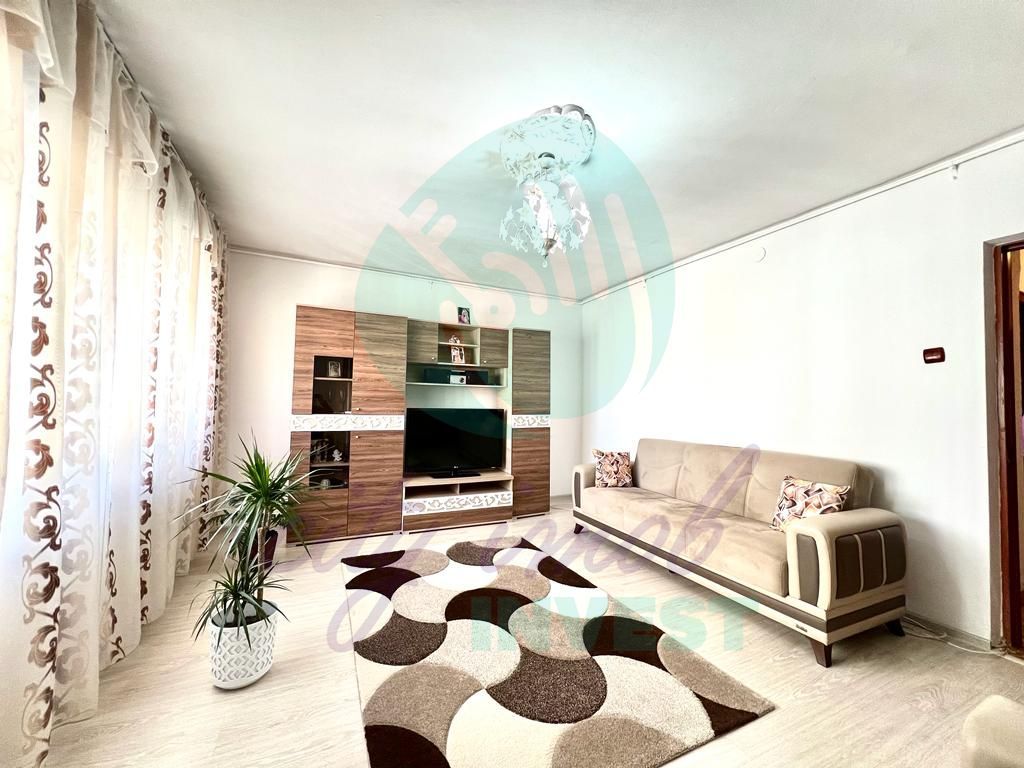 APARTAMENT 3 CAMERE SPATIOS-NERVA TRAIAN-BLOC REABILITAT - Poză 2