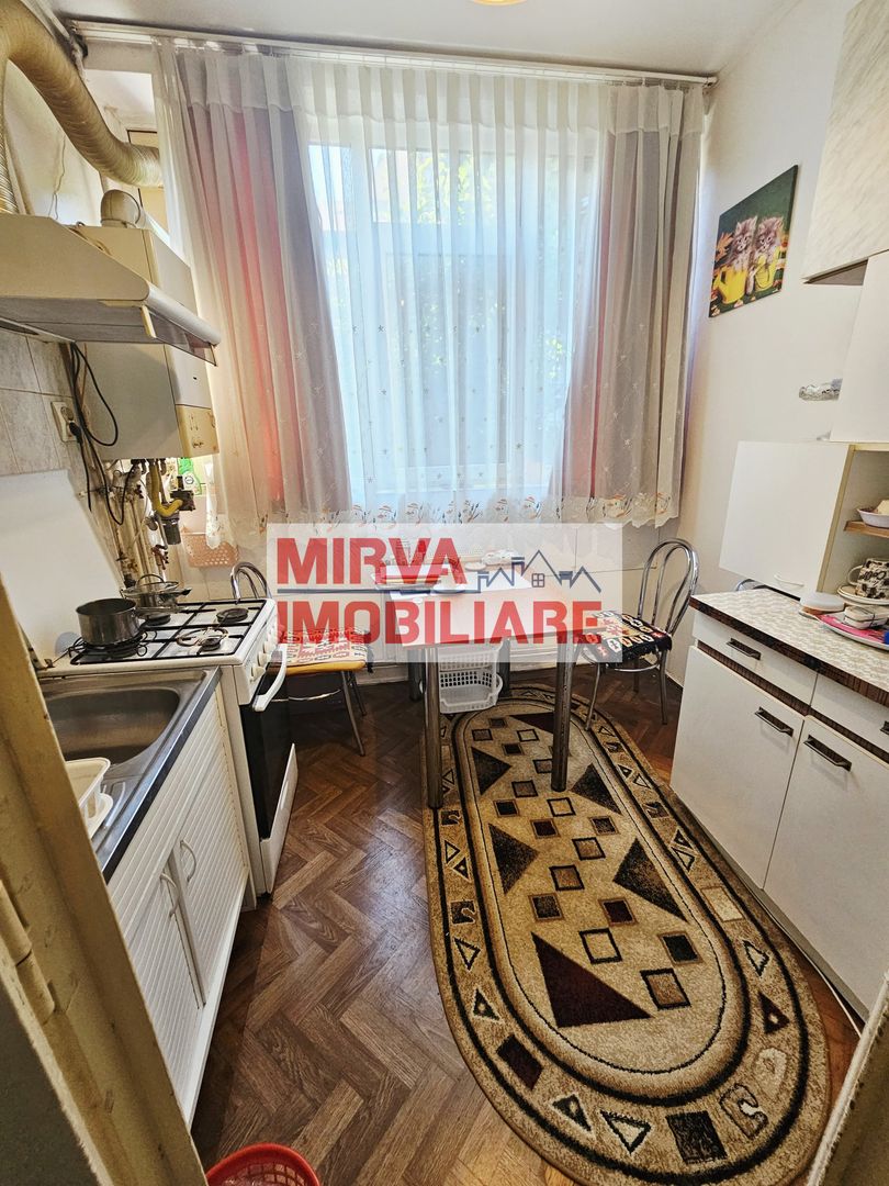 Apartament interbelic cu 4 camere – 63,17 mp utili | Central, Ploiești - Poză 8