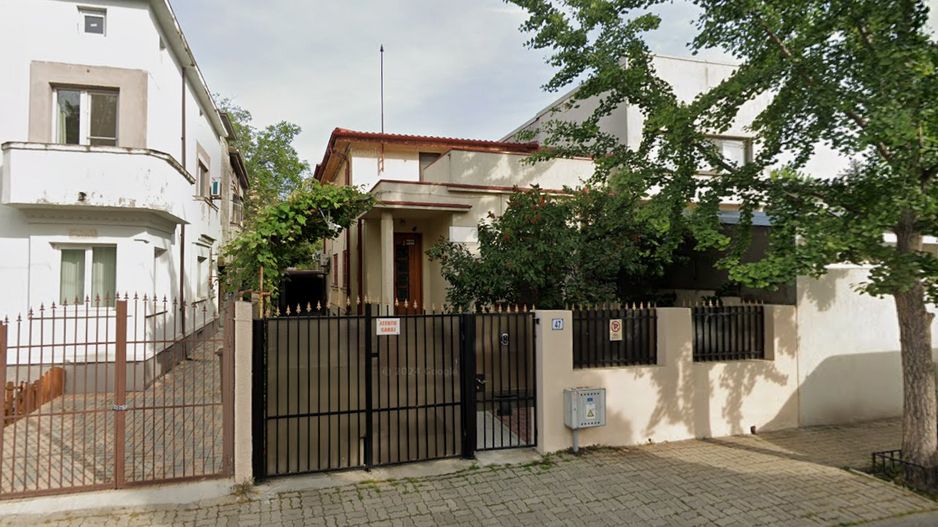 Casa de vanzare, 138 mpu, 244 teren, curte, garaj, Cartierul Domenii - Poză 35