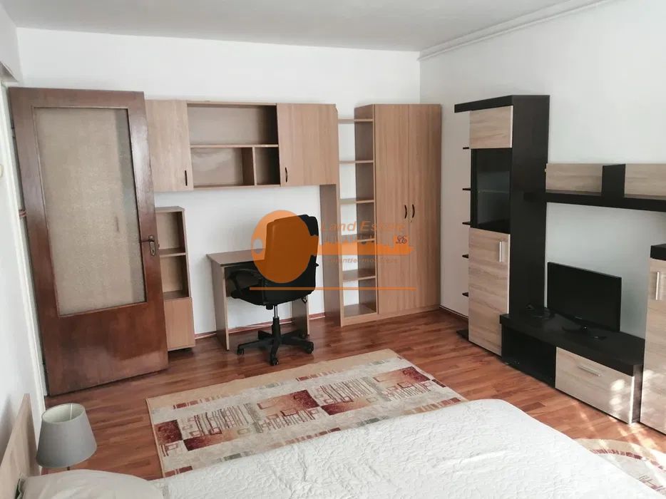 Garsoniera Dr. Taberei-Romancierilor - Poză 1