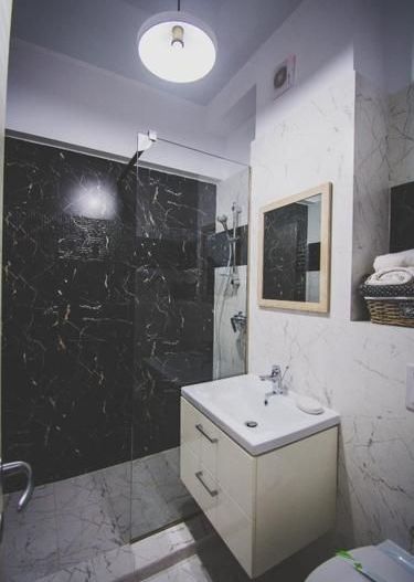 Studiou în prima linie la mare, cu vedere directă la mare - Poză 4