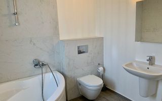 Inchriere Apartament 3 Camere zona Ultracentrala Bloc Nou - Poză 8