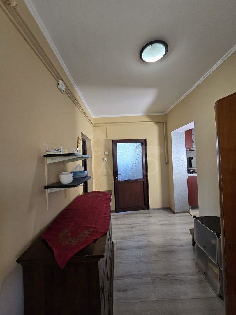 Casa in Livezeni , 140  mp utili , in centrul localitatii . - Poză 8