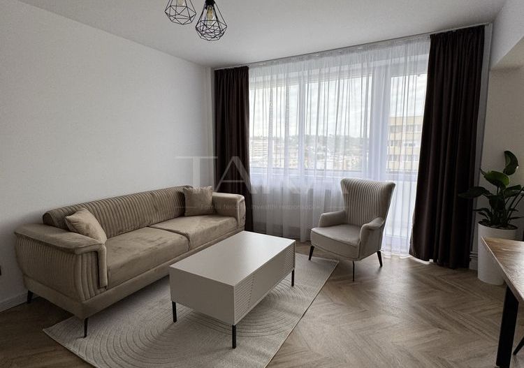 Apartament renovat cu 3 camere, Grigorescu – parcare inclusă - Poză 4