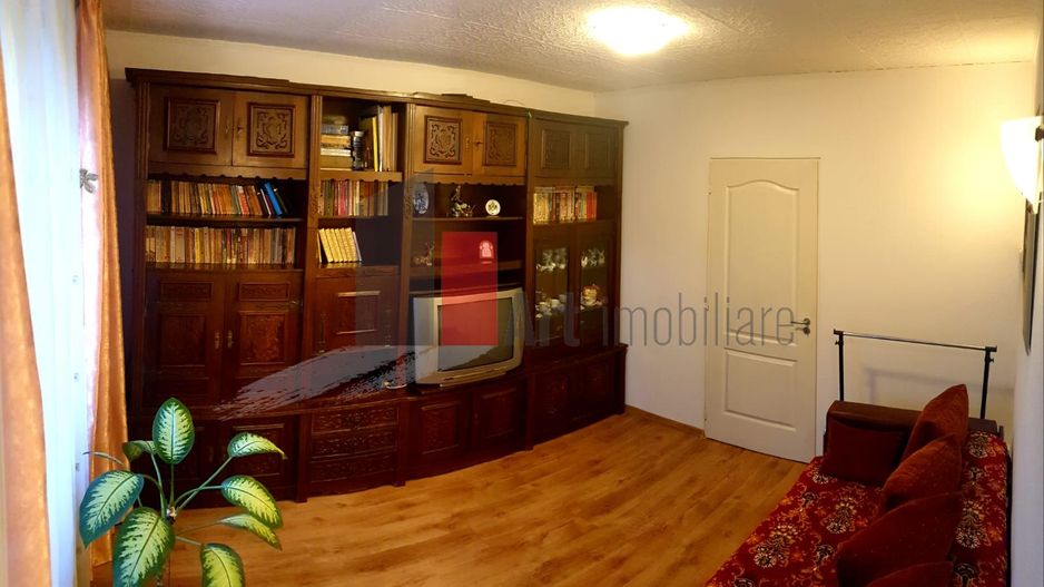 Vânzare apartament 3 camere Piața Sudului - Secuilor - Poză 1