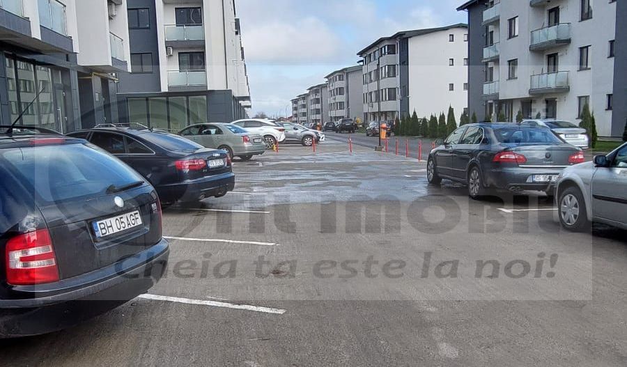 APRTAMENT 2 CAM DECOMANDAT CAPAT CUG VALEA  ADANCA FINALIZAT INTABULAT - Poză 1