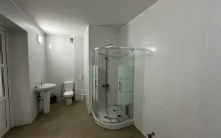 De Vânzare Clădire comercială cu depozit și parcare tiruri. 17 ari. - Poză 13