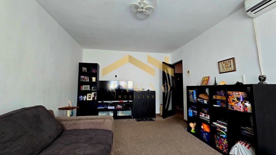 Apartament 3 camere Zona Intim / Banu Maracine - Poză 2