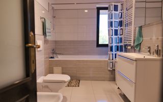 Vila tip Ranch langa Padure - Poză 14