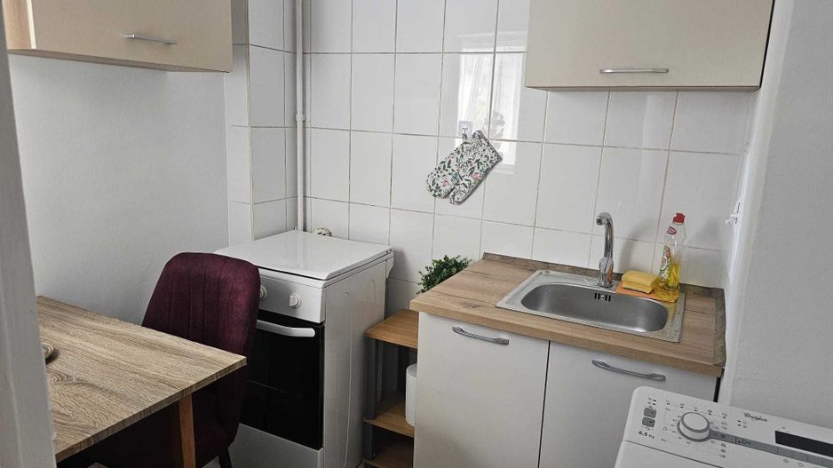 Vanzare garsoniera Titan- poarta Faur, bloc 1985 - Poză 4