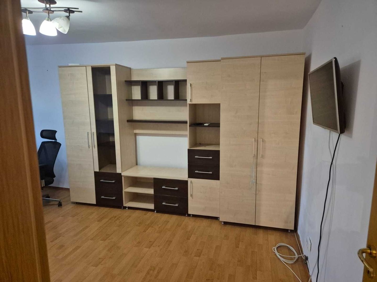 Girocului | Calea Martirilor | 2 camere | Centrală proprie | Etaj 3 - Poză 4
