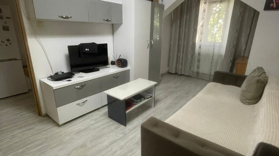 EXCLUSIVITATE -  Apartament 2 camere semidecomandat - Poză 11