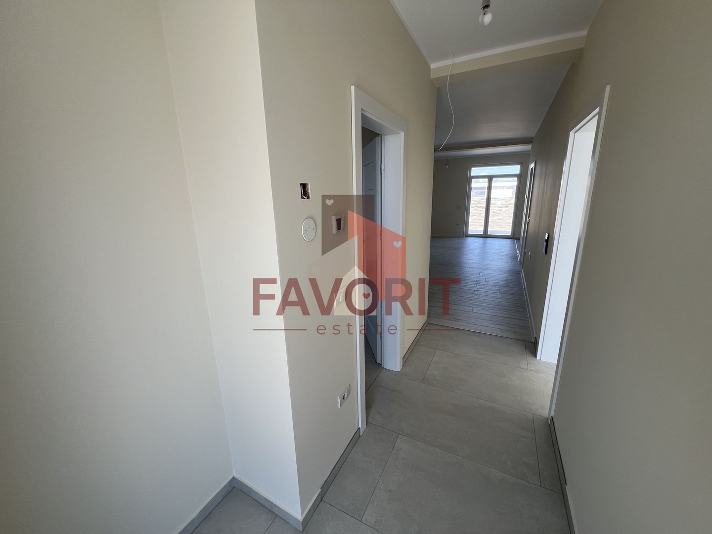 1/2 Duplex 3 camere | Posibilitate mansardare | Bucovat - Poză 10