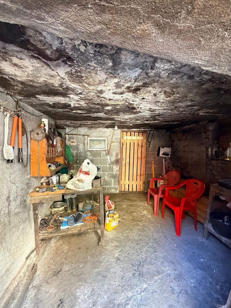 Casa de vanzare 1500 mp Cugir zona linistita - Poză 14