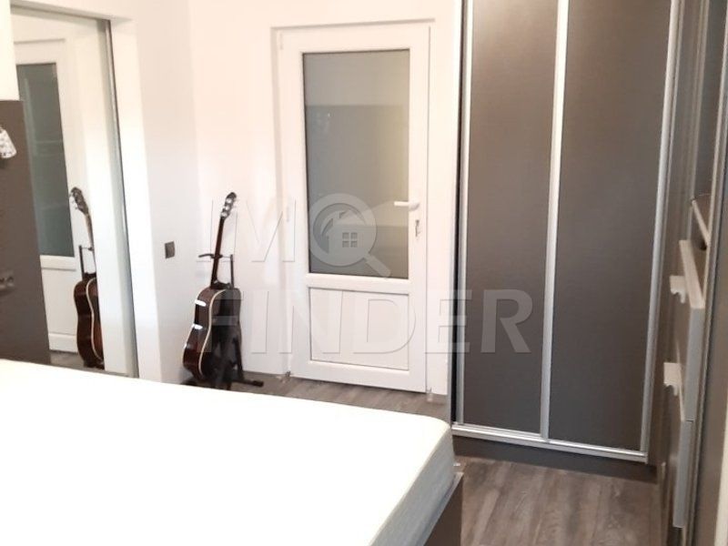 Vanzare apartament 3 camere GARAJ zona BMW - Poză 3