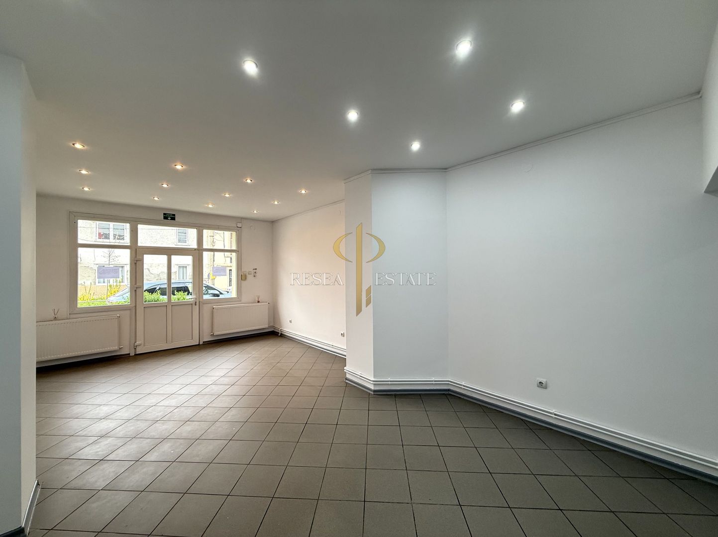 Spațiu Comercial| 55 mp | zona Bălcescu - Ciprian Porumbescu - Poză 7