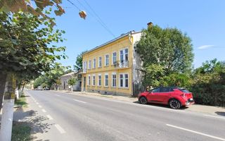 VÂNZARE/SCHIMB CU TEREN  - Clădire interbelică, centru oraș Siret - Poză 15