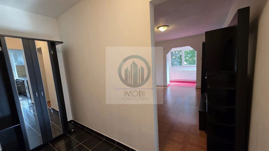 Apartament 2 camere decomandat, 40 mp utili, etaj 1,zona Progresu–Deva - Poză 3