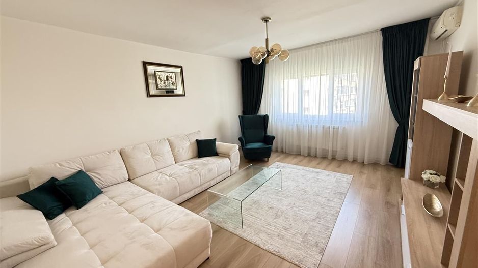 Inchiriere apartament 3 camere Calea Vitan - Vitan Mall Bucuresti - Poză 1