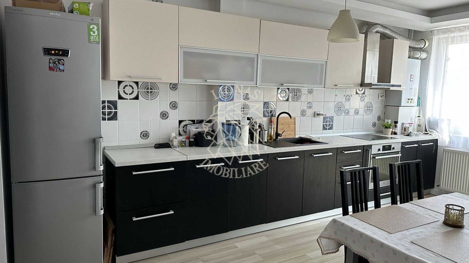 Apartament 3 camere 77 mp-2 balcoane-etaj 2-Floresti, Zona Avram Iancu - Poză 1